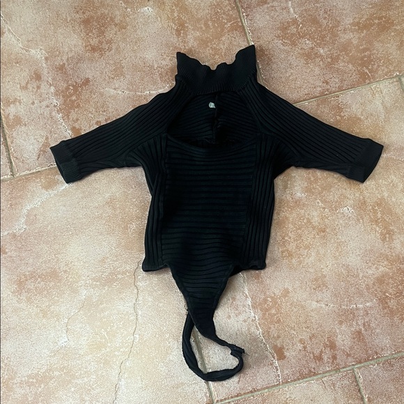 Wayne Rogers Tops - Black Ribbed  One Piece